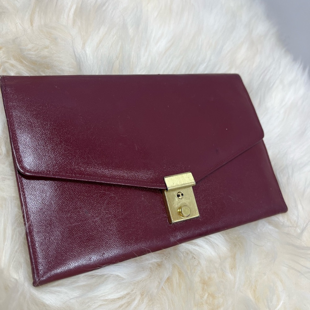 Vintage Genuine Burgundy leather Made in England Passport/ Travel Wallet - Picture 4 of 11